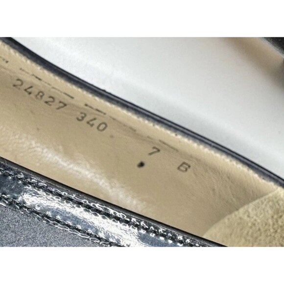 Salvatore Ferragamo Women's Black Leather Pumps Size 7 B - Picture 4 of 16